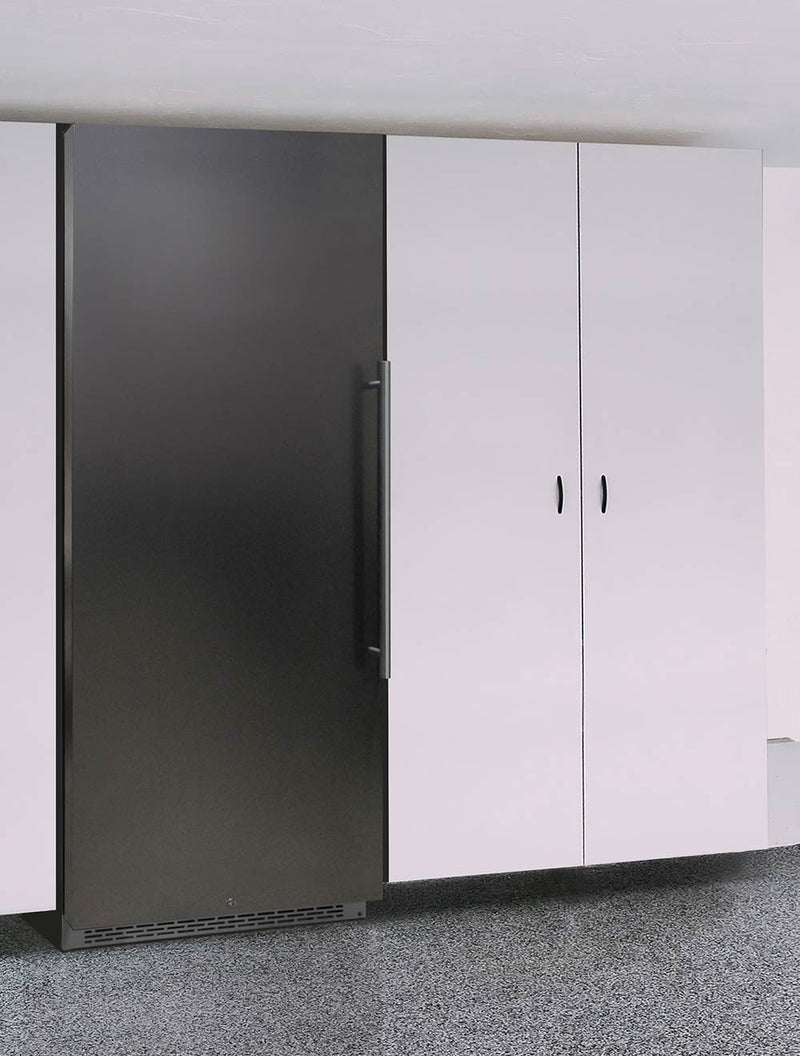 Garage 300-Bottle Dual-Zone Wine Cooler (Left hinge) 8